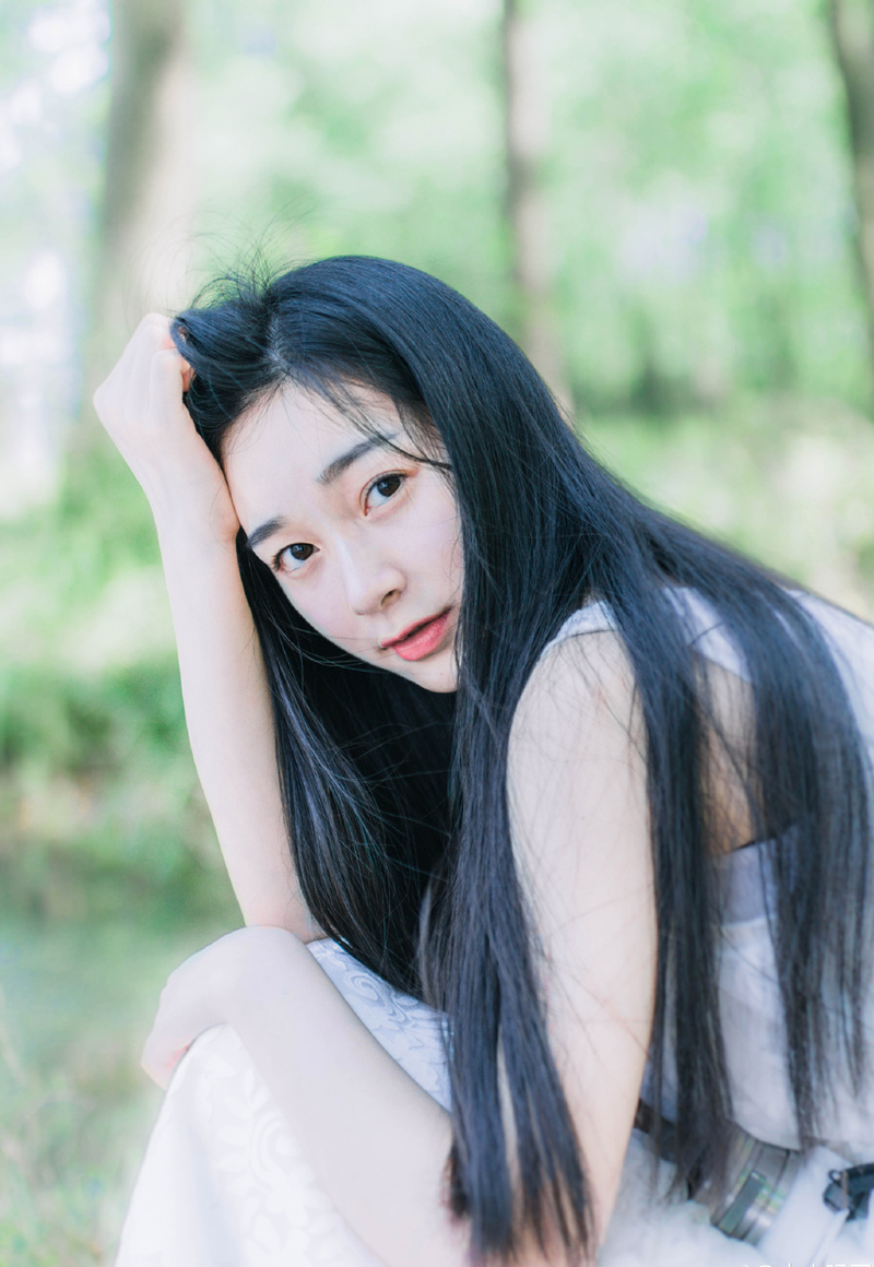 “但两国交锋，并非只凭打仗，尤其是蜀中新定，世家、民心皆未归附之时。”马谡微笑道。